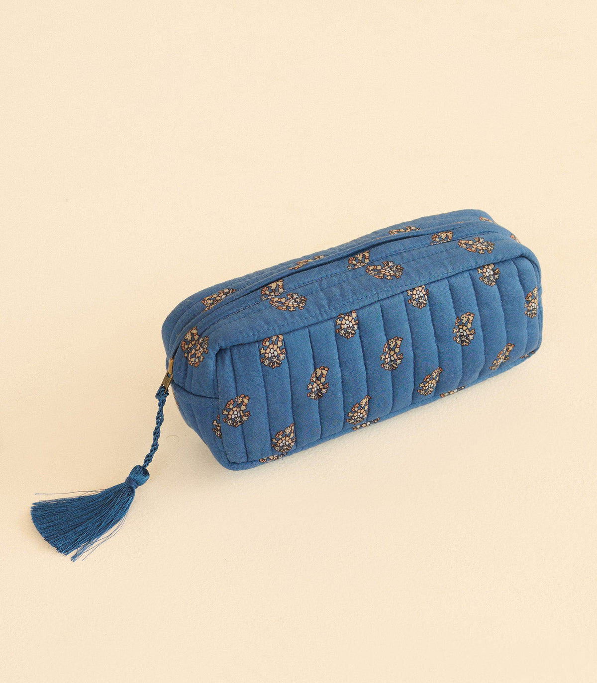 Aisa Pouch in Eartha Paisley, view 3