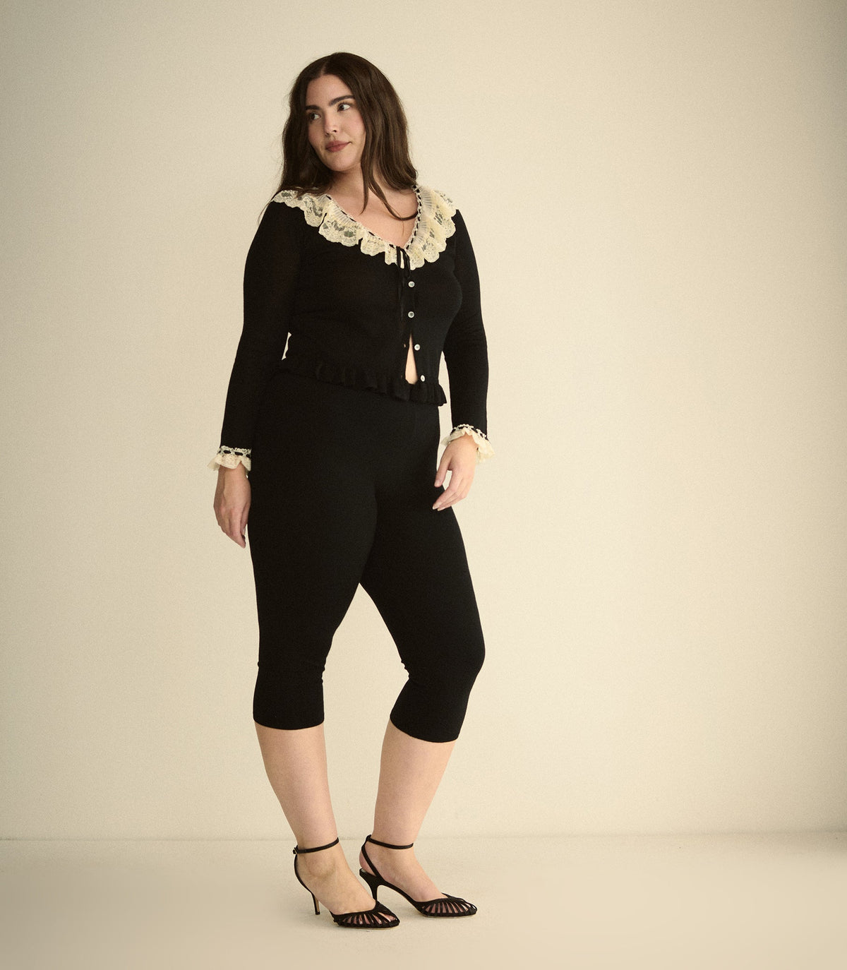 Aubrielle Cardigan in Black, view 6
