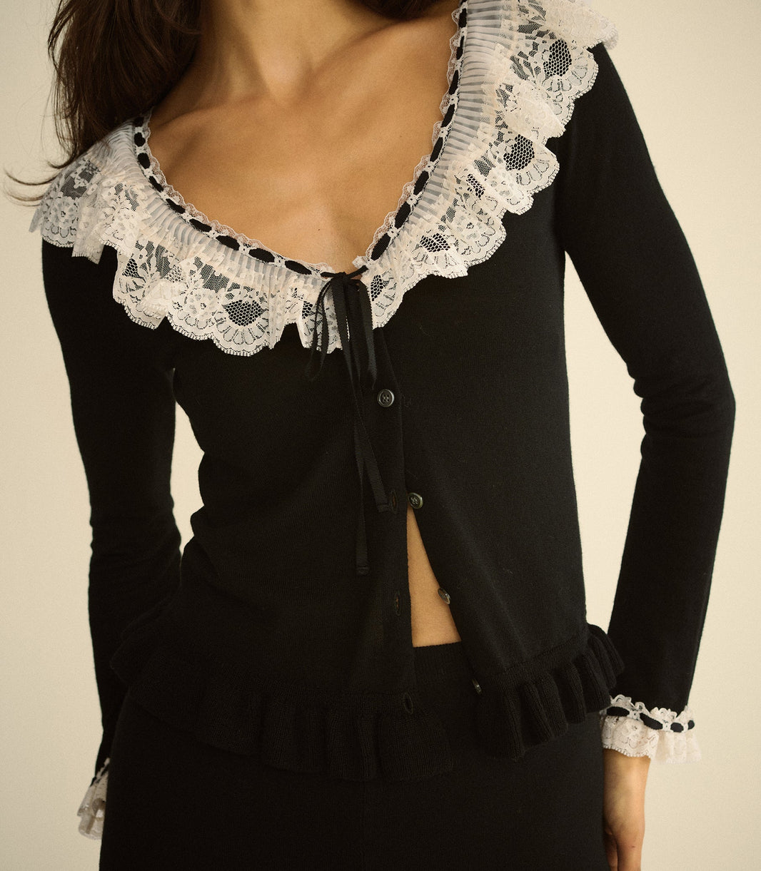 Aubrielle Cardigan in Black