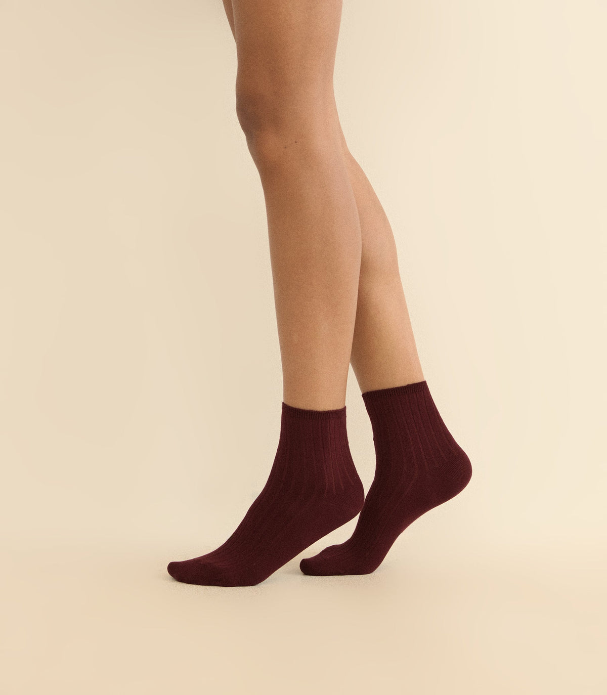 Collégien La Mini Ankle Sock in Bordeaux, view 2