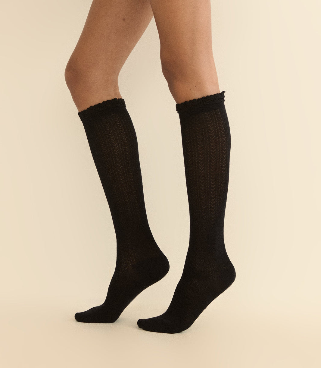 Collégien Pointelle Knee High Sock in Noir de Charbon