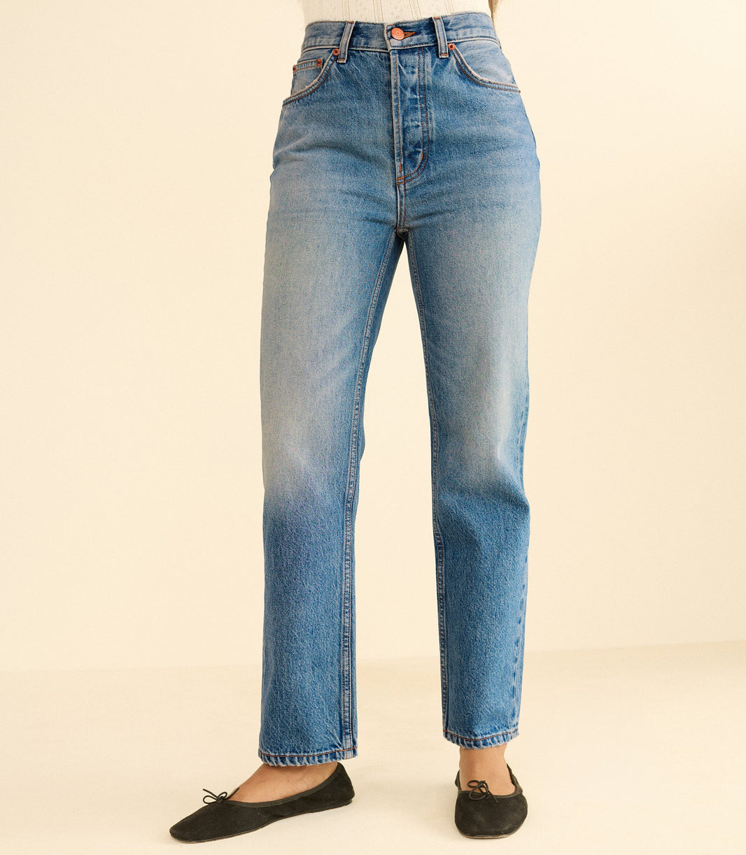 Diana Crop Jean in Geneve Wash