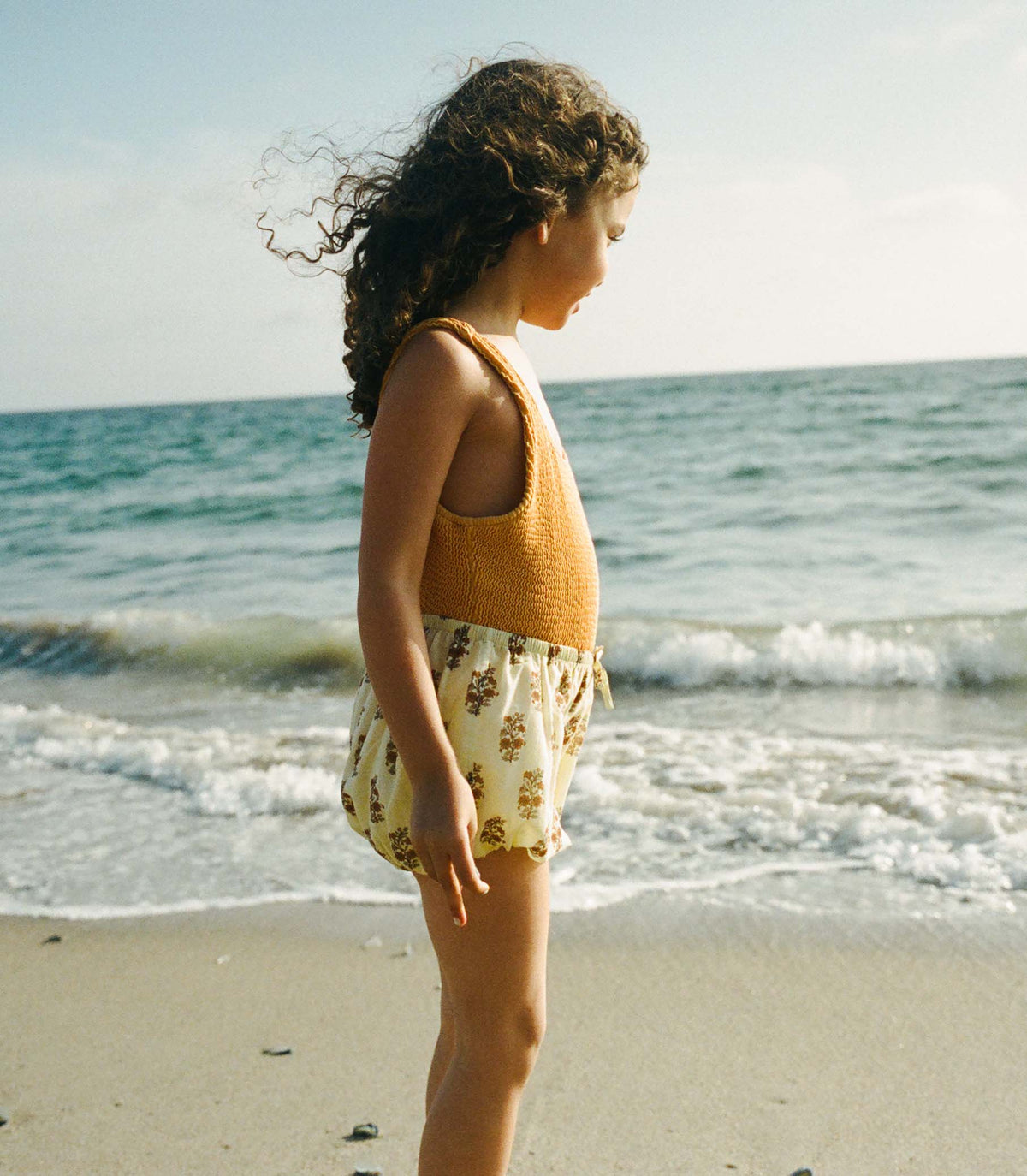 Esra Bloomer in Dandelion Grove, view 3