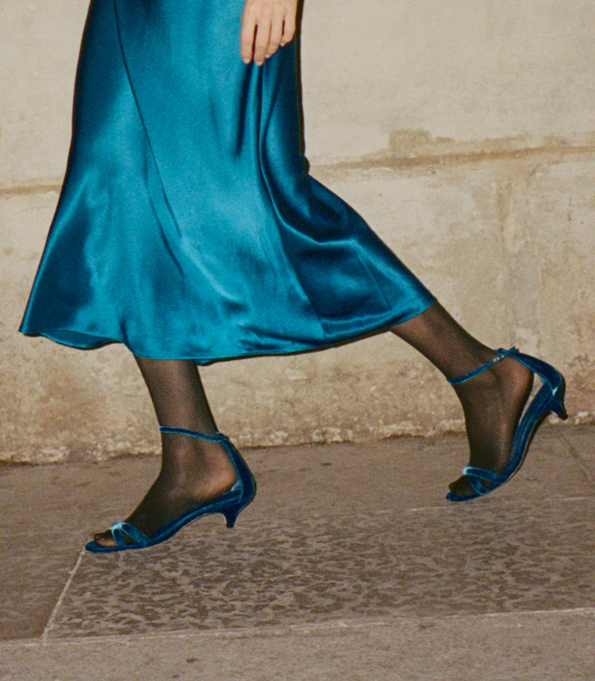 Giulia Heel in Cobalto Velvet