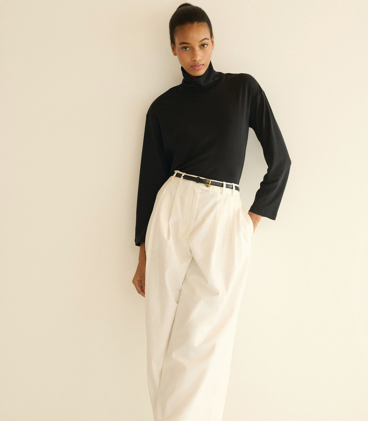 Hawthorn Turtleneck in Black