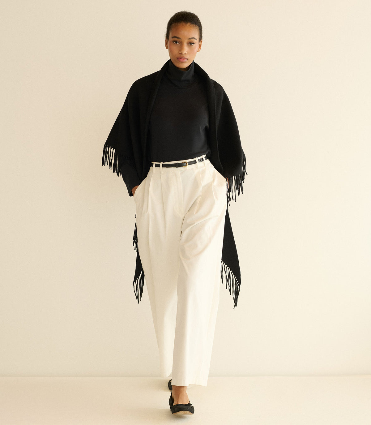 Hawthorn Turtleneck in Black, view 3