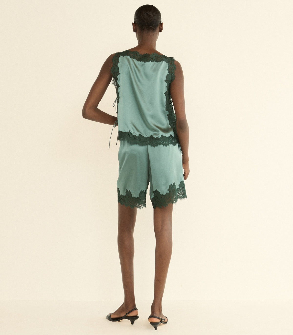 Irsa Short in Dulac Green, view 6