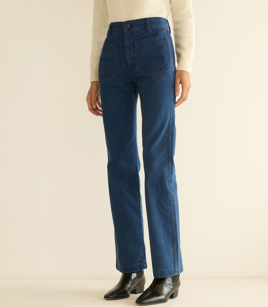Maritime Mid Rise jean in Sirenes Wash