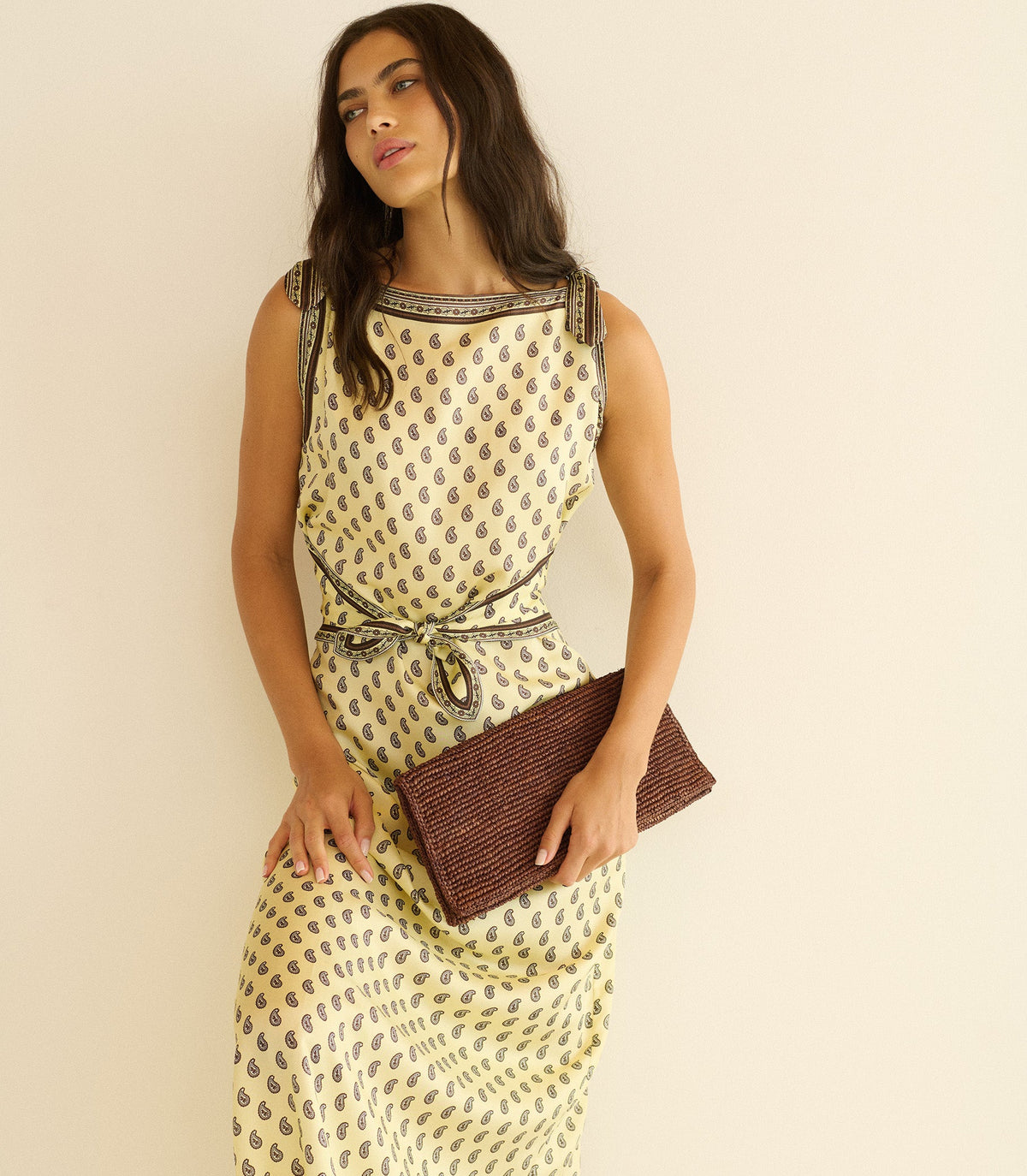 Muriel Clutch in Marron Raffia, view 2