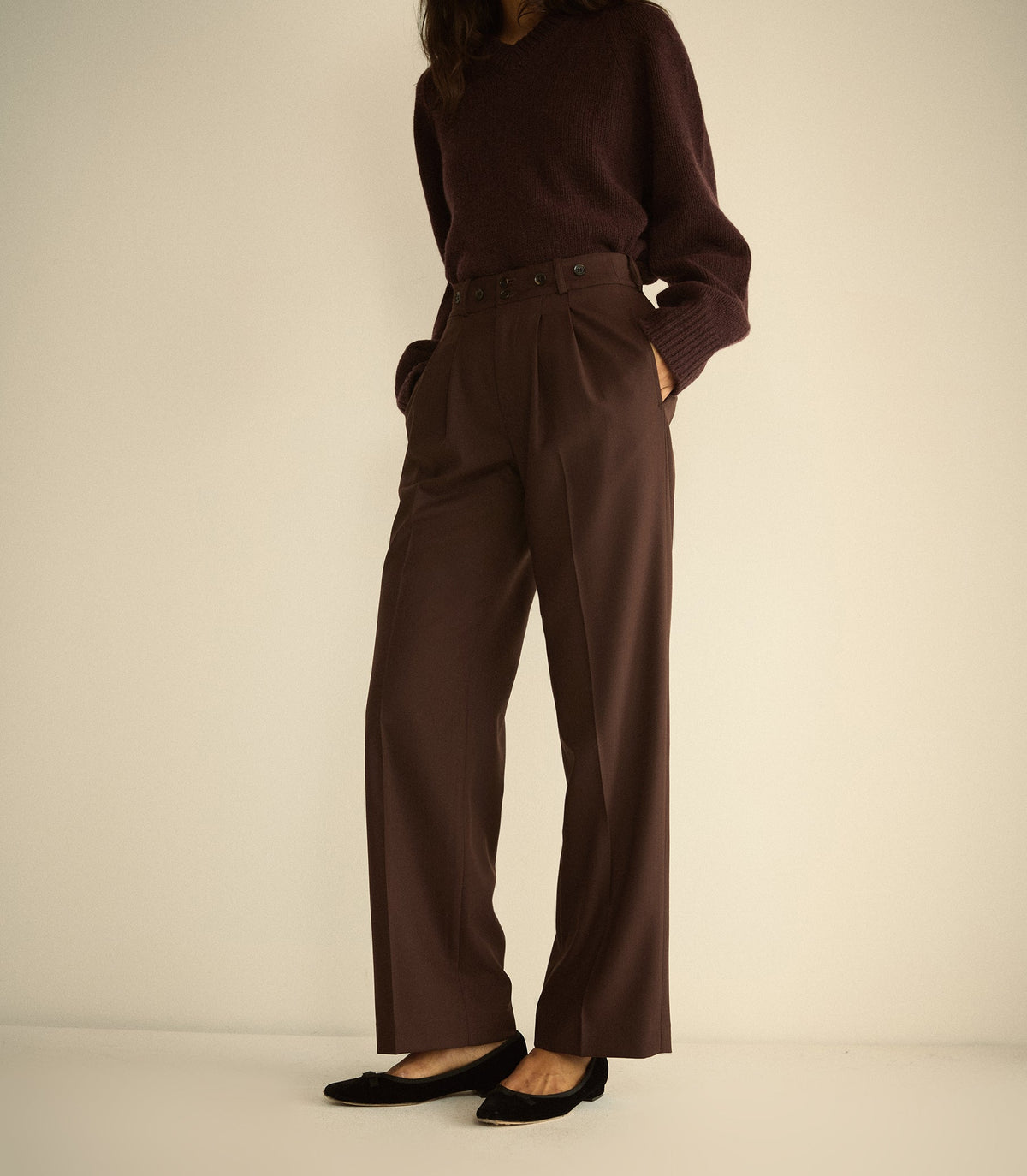 Olivia Pant in Clove