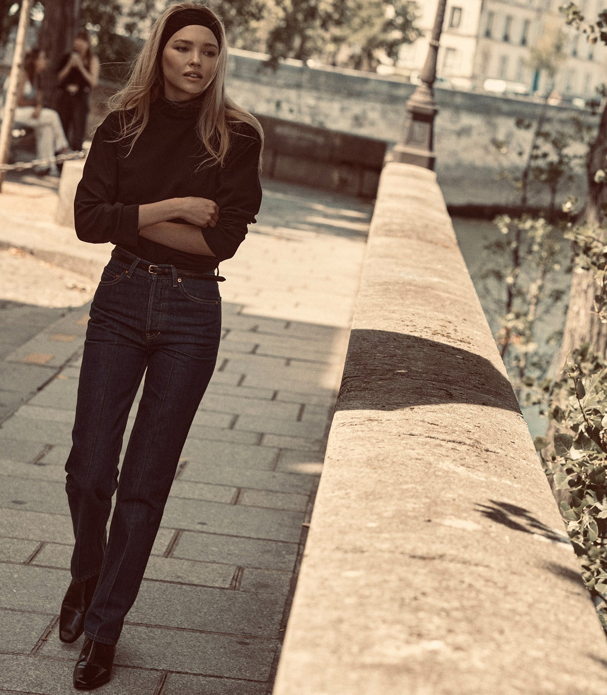 Ondine Jean in Cavalaire Dark Wash, view 5