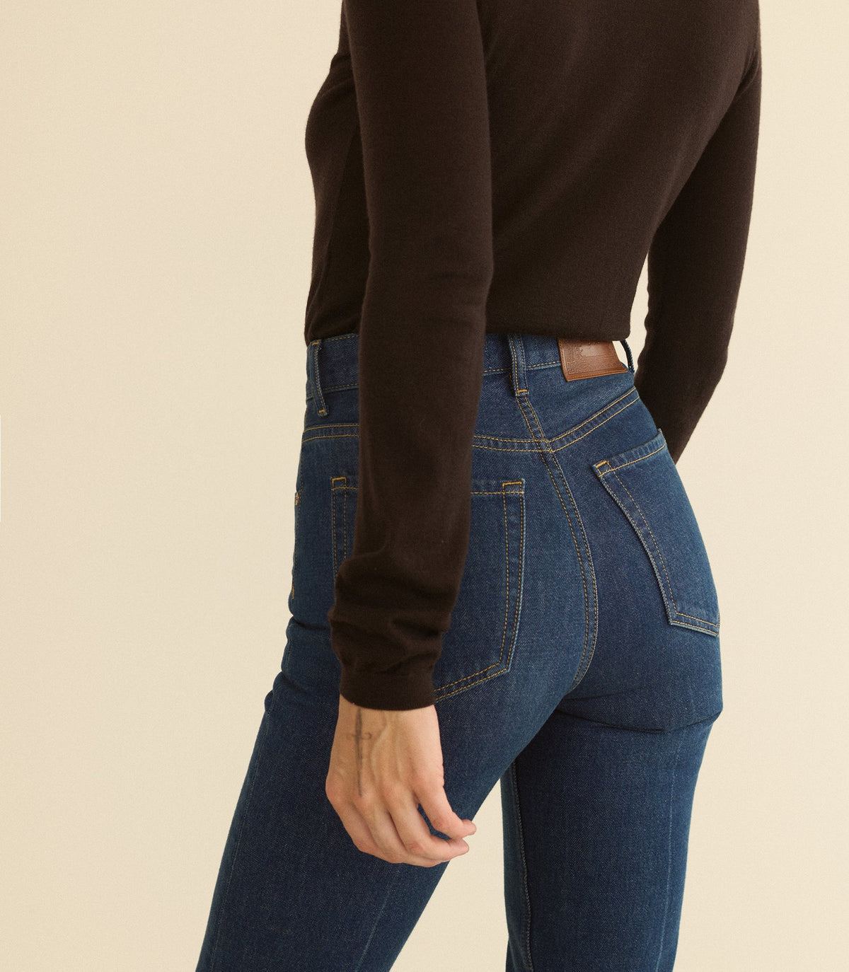 Ondine Jean in Cavalaire Dark Wash, view 2