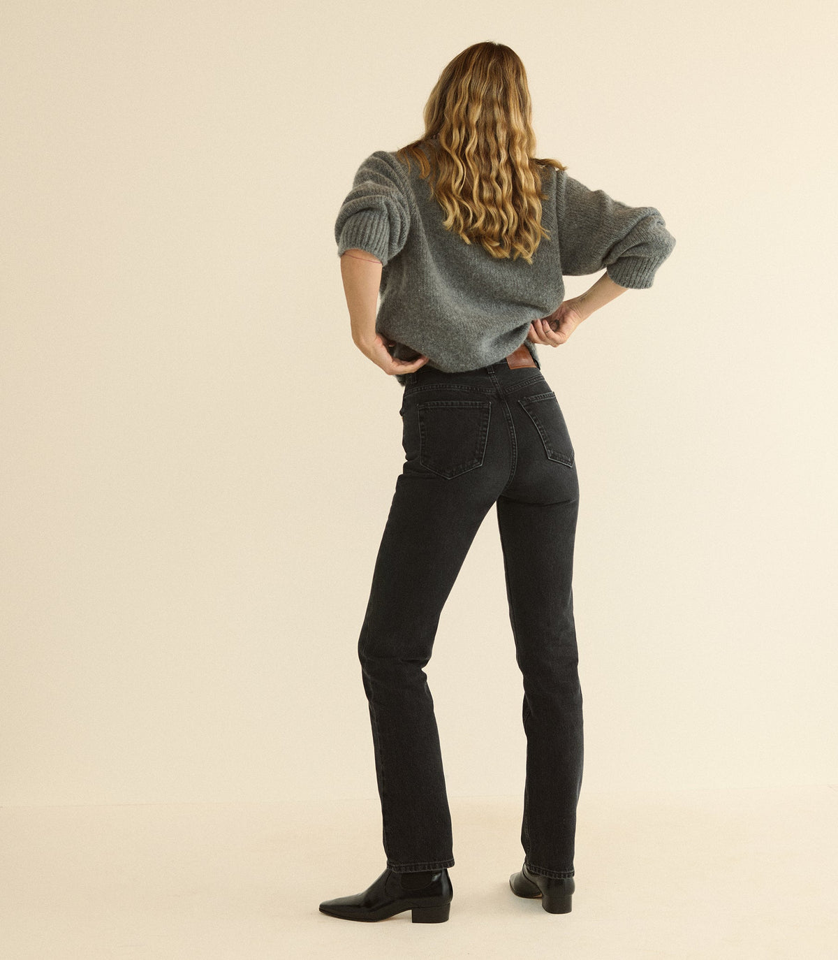 Ondine Jean in Coal Black Wash, view 6
