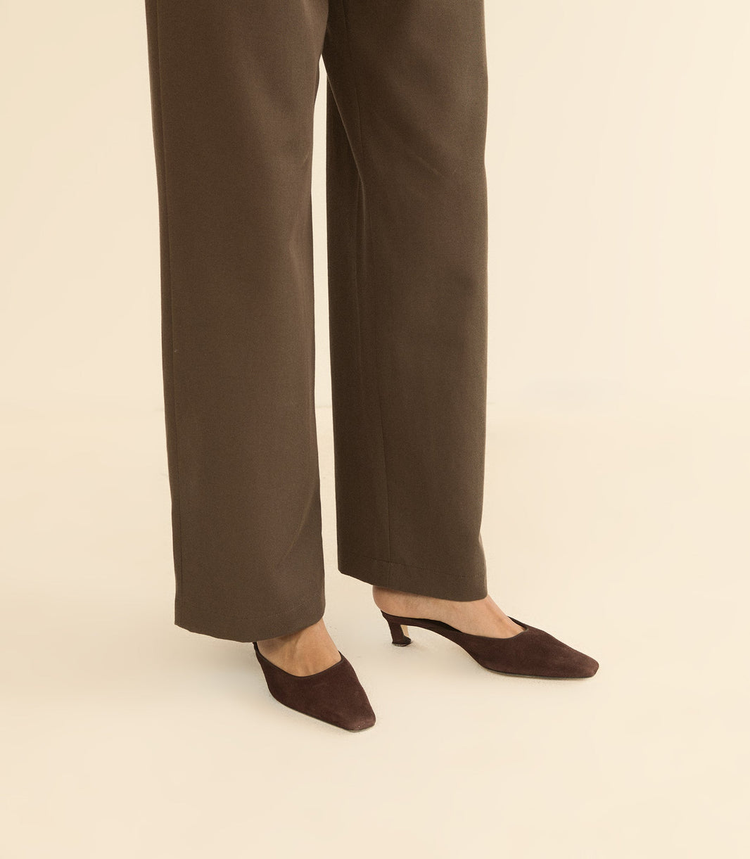 Pica Mule in Equestrian Brown Suede