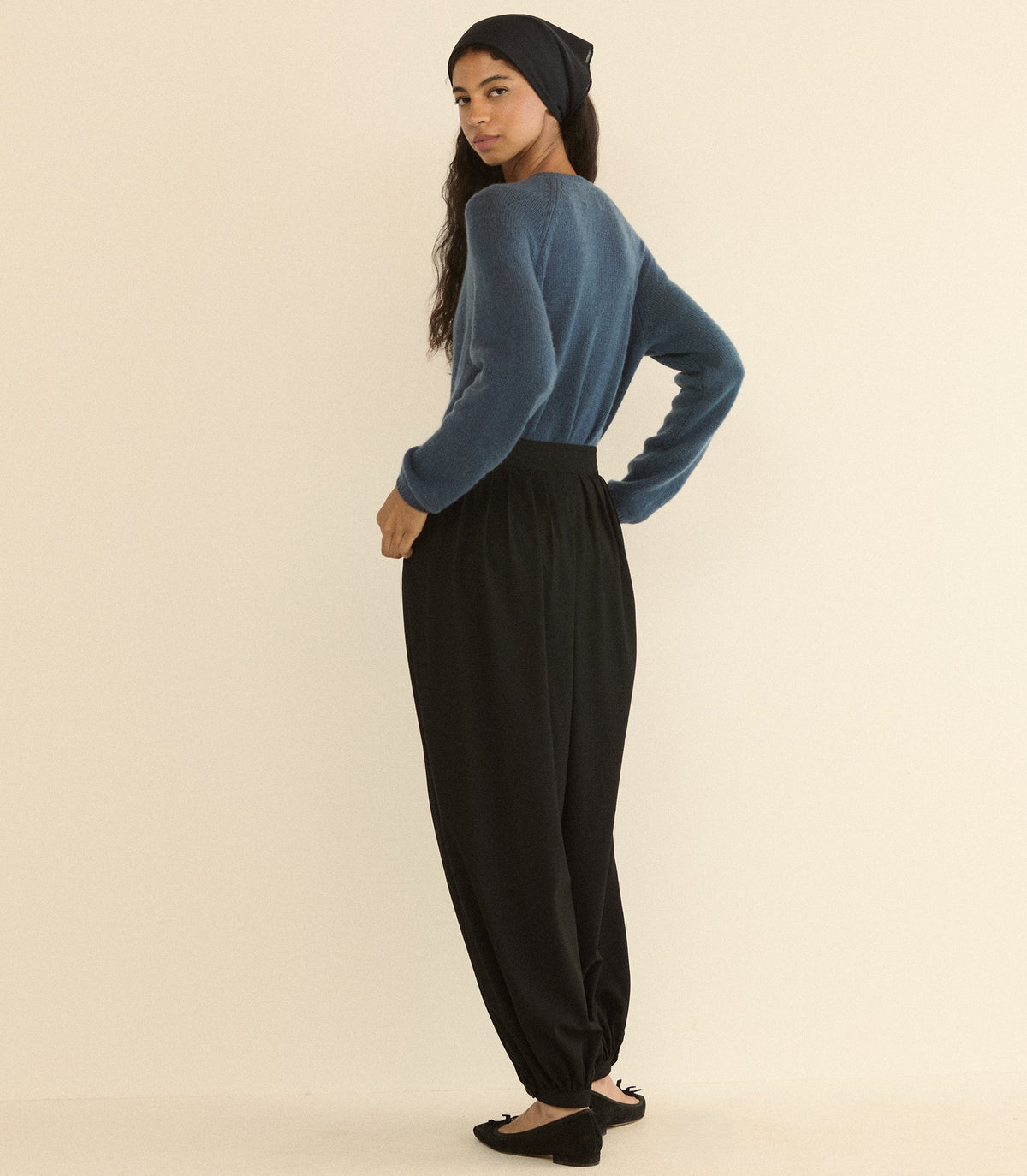 Theonie Pant in Black, view 8