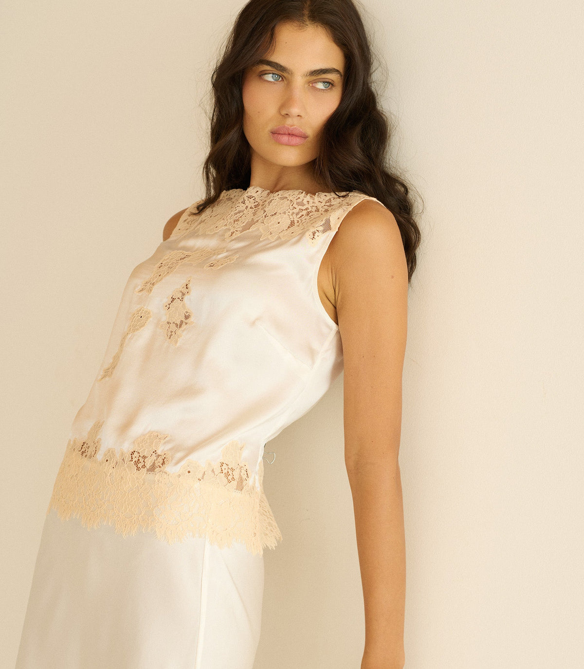 Viviane Top in Salt and Peach Lace